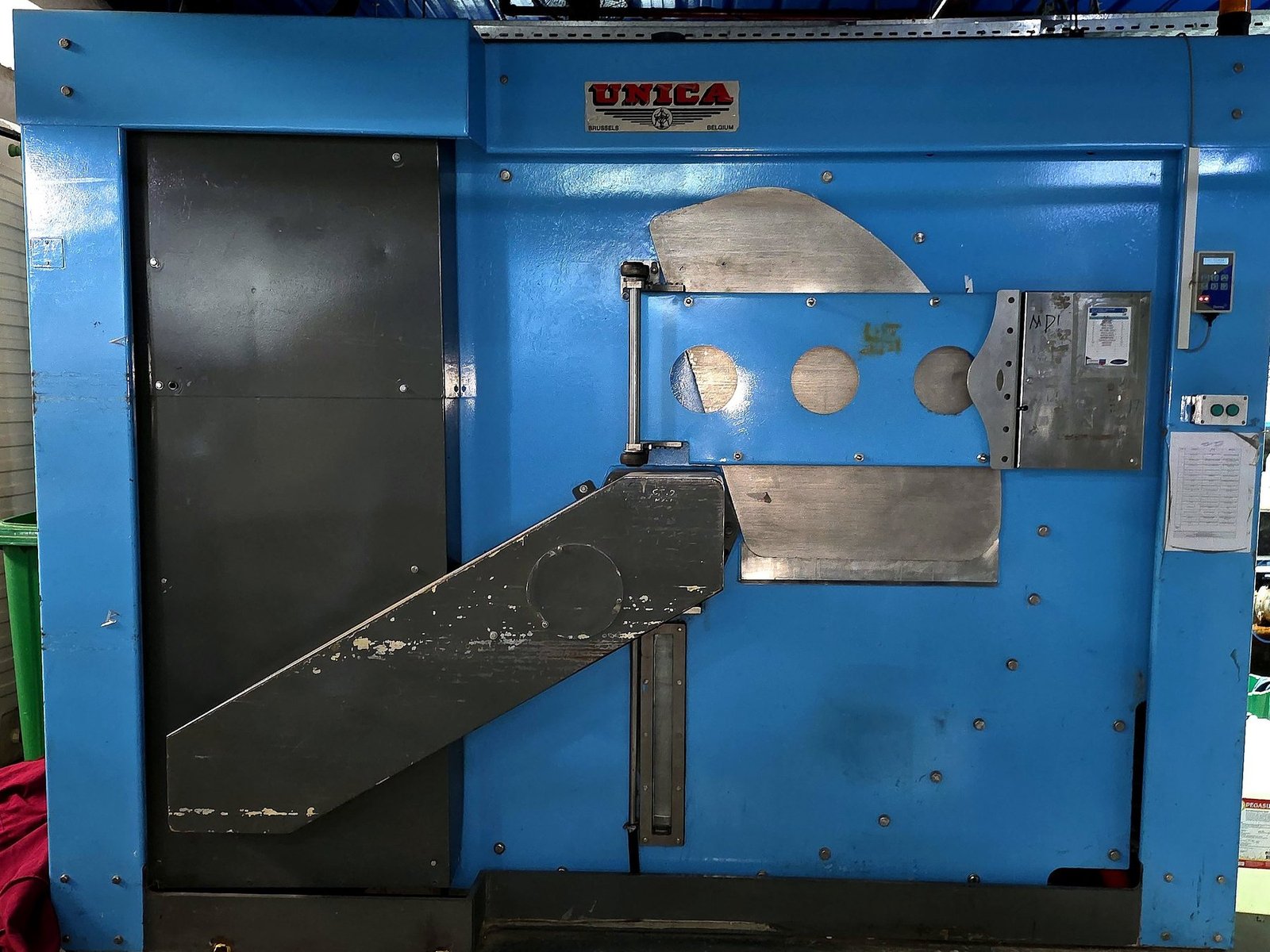 UNICA industrial hospitality washer